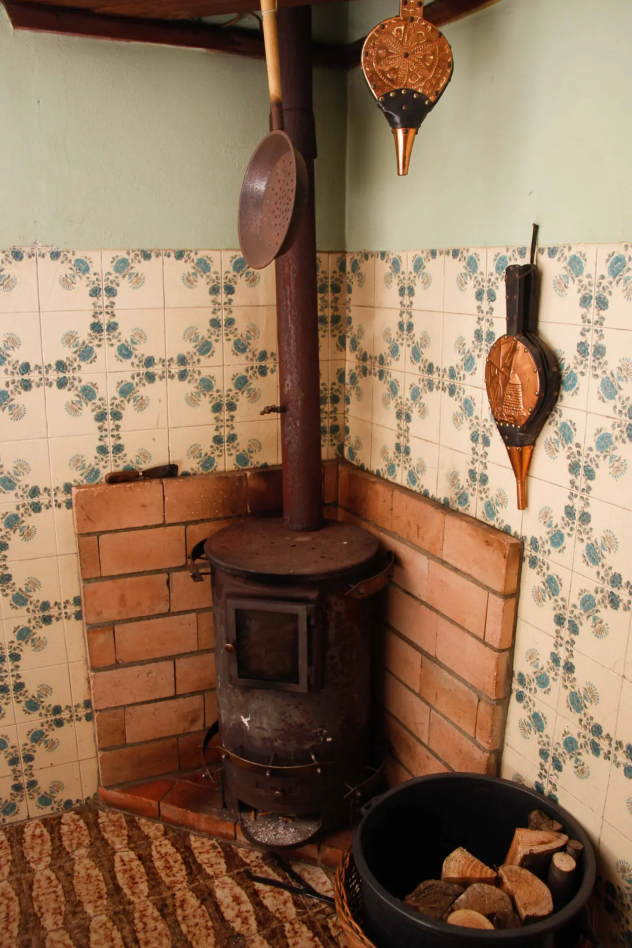Interior e pratos do A caçoila em Gois, Góis (4)