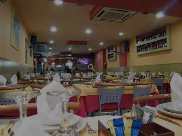 Interior e pratos do Culinárias Tropical em Braga, Braga (4)