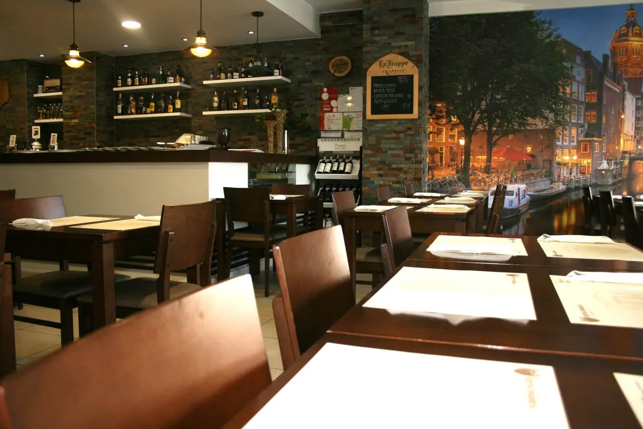 Taberna Holandesa, restaurante de fast food em Braga, Braga