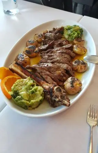 Interior e pratos do Restaurante Augusta em Braga, Póvoa de Lanhoso (12)