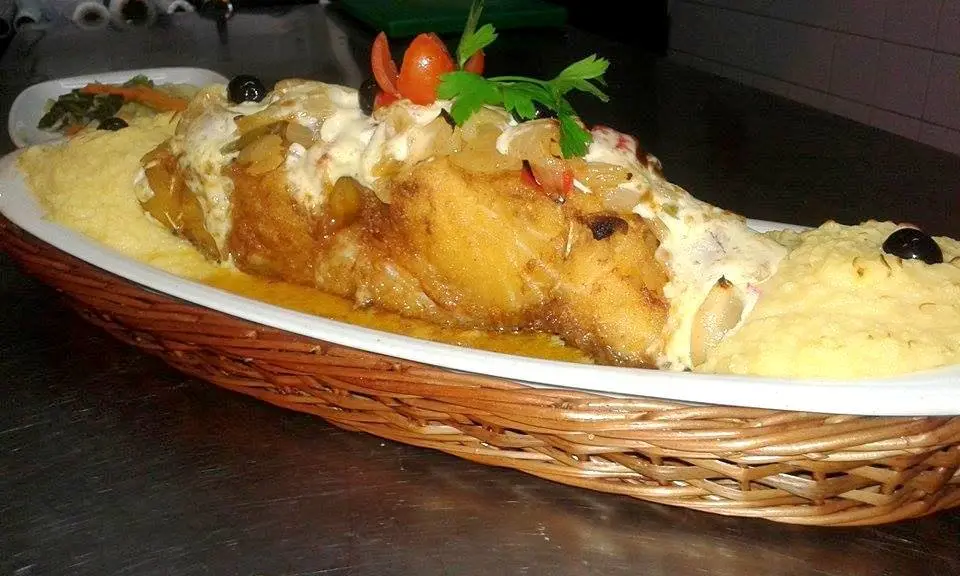 Interior e pratos do Restaurante Augusta em Braga, Póvoa de Lanhoso (6)