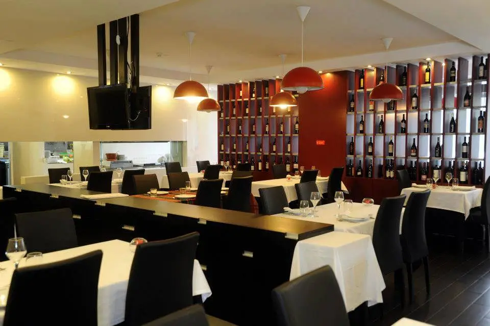 Interior e pratos do Restaurante Augusta em Braga, Póvoa de Lanhoso (3)