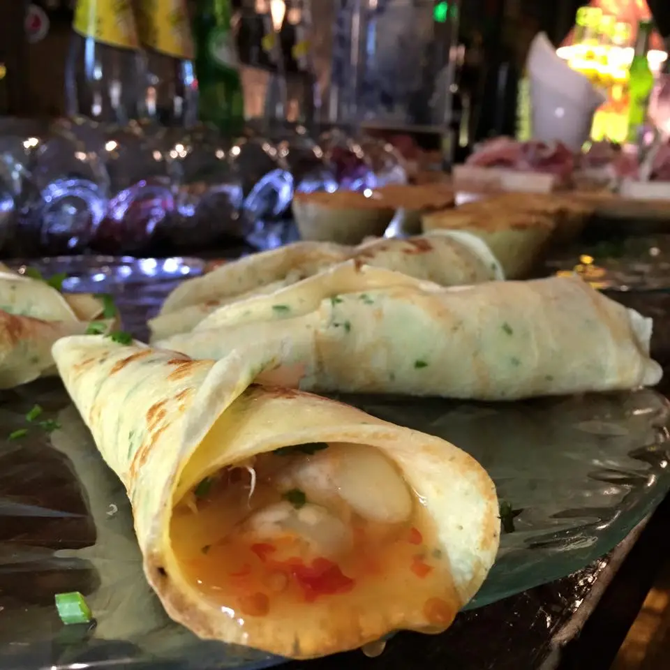 Interior e pratos do Domus Vinum | Winebar & Tapas em Braga, Braga (11)