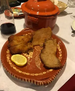 Interior e pratos do Lobattos em Braga, Braga (7)