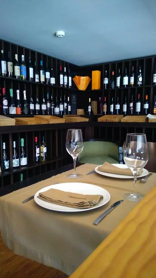 Interior e pratos do Delicatum em Braga, Braga (2)