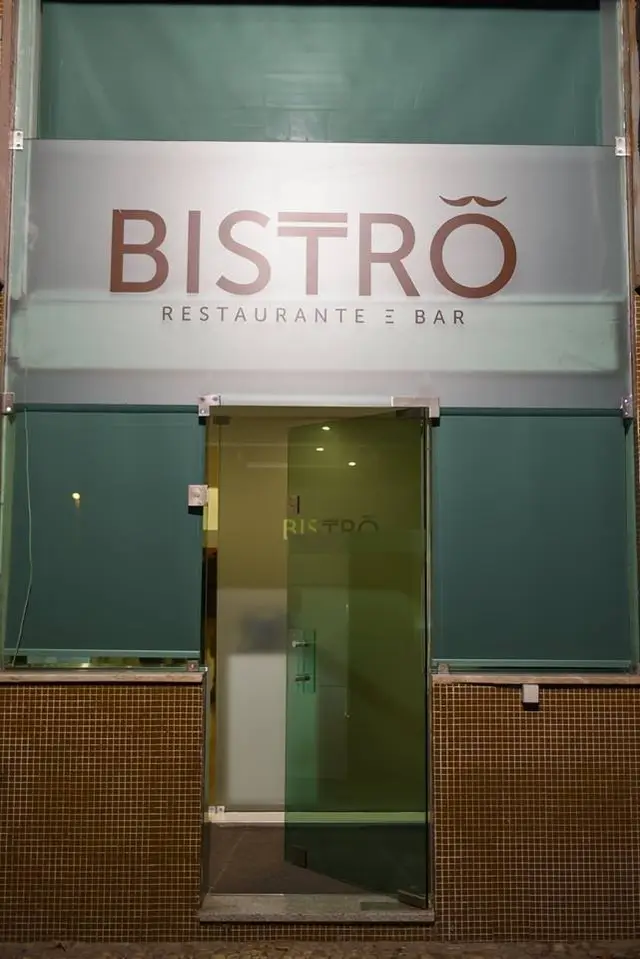 Interior e pratos do Bistrô Restaurante e Bar em Braga, Braga (4)