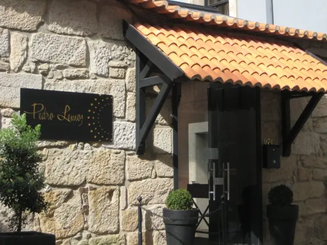 Interior e pratos do Restaurante Pedro Lemos em Porto, Porto (4)