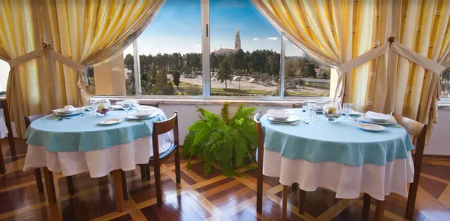 Interior e pratos do Restaurante | Casa São Nuno *** em Fátima, Ourém (7)