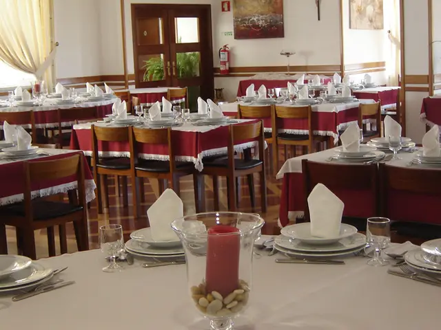 Interior e pratos do Restaurante | Casa São Nuno *** em Fátima, Ourém (5)