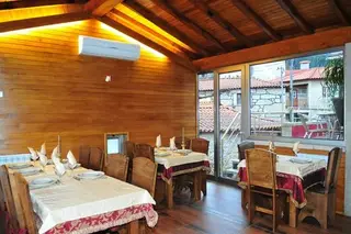 Interior e pratos do Adega Regional Vaticano em Terras de Bouro, Terras de Bouro (5)