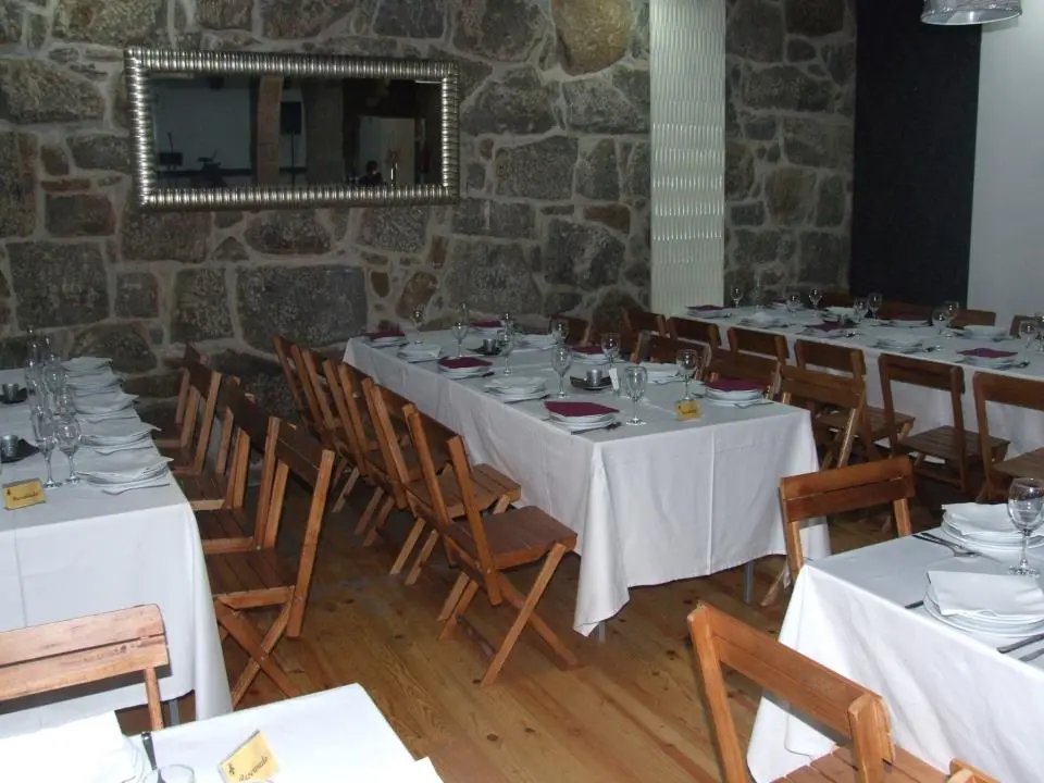 Interior e pratos do Adega Eventos em Póvoa de Lanhoso, Póvoa de Lanhoso (6)