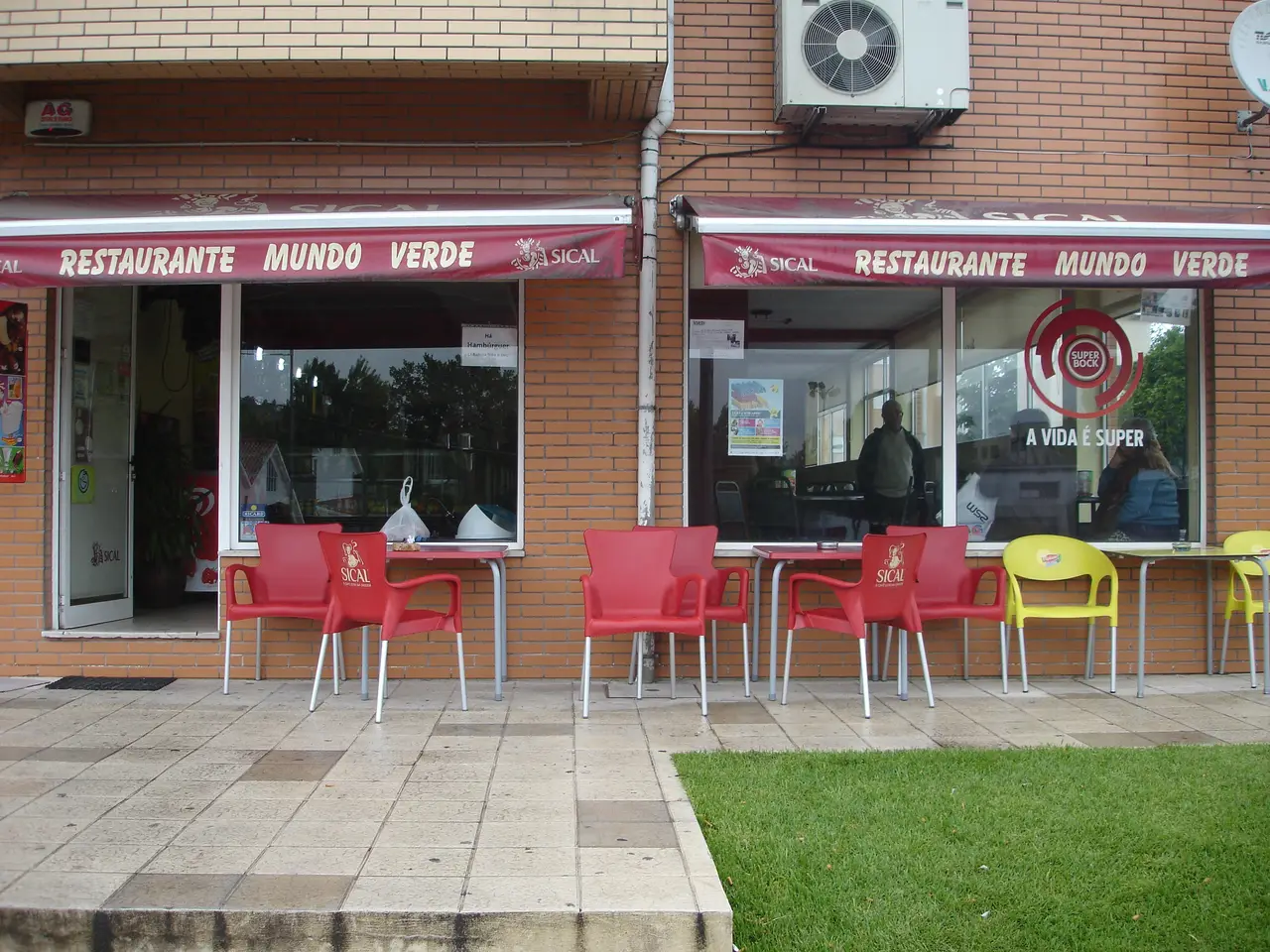 Interior e pratos do Mundo Verde em Vila Verde, Amares (5)