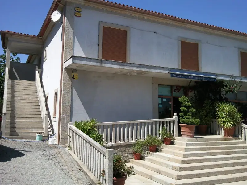 Interior e pratos do O Bom Grelhado em Vila Verde, Amares (3)