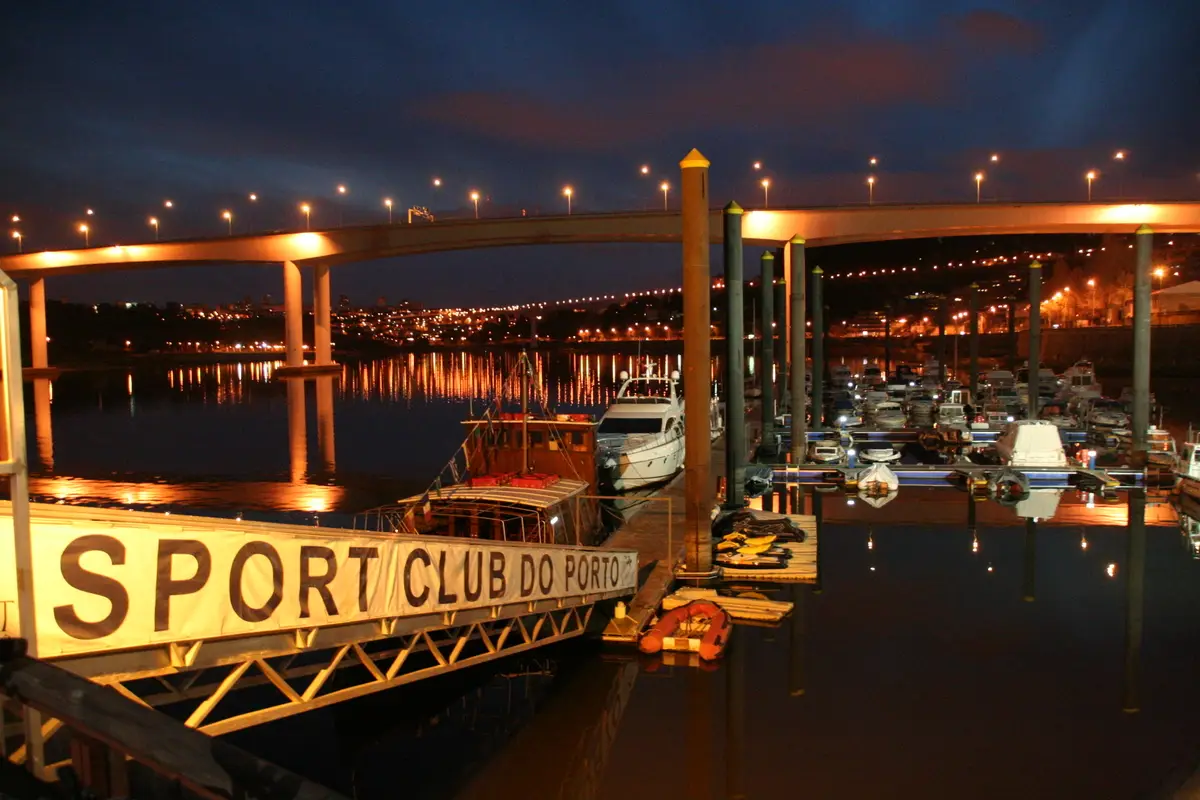 Marina do Freixo, restaurante de típica em Porto, Vila Nova de Gaia