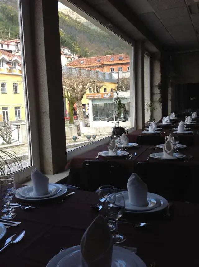 Interior e pratos do Geresiana em Terras de Bouro, Vieira do Minho (4)