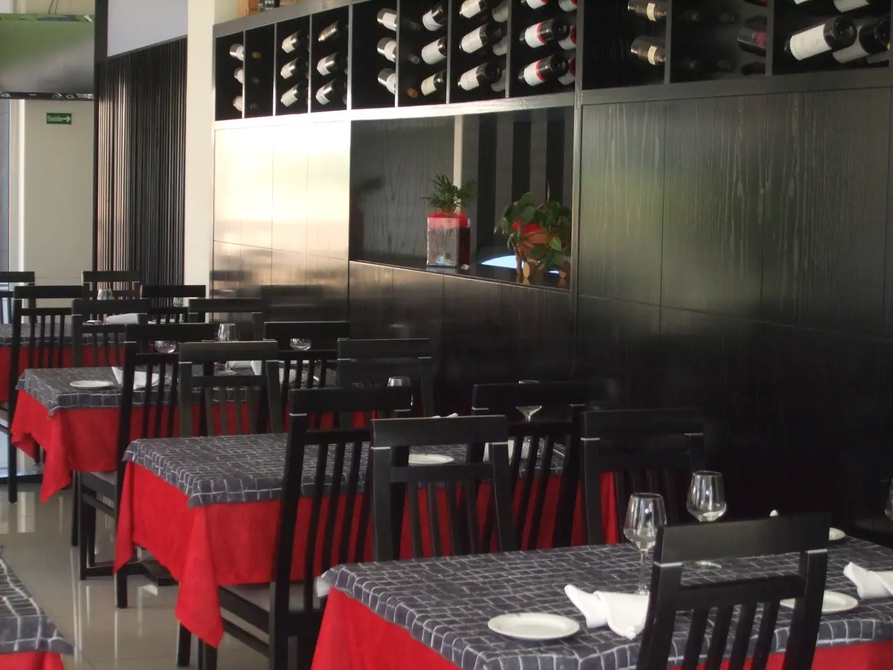 Interior e pratos do Dorna Velha em Vila Nova de Gaia, Vila Nova de Gaia (9)
