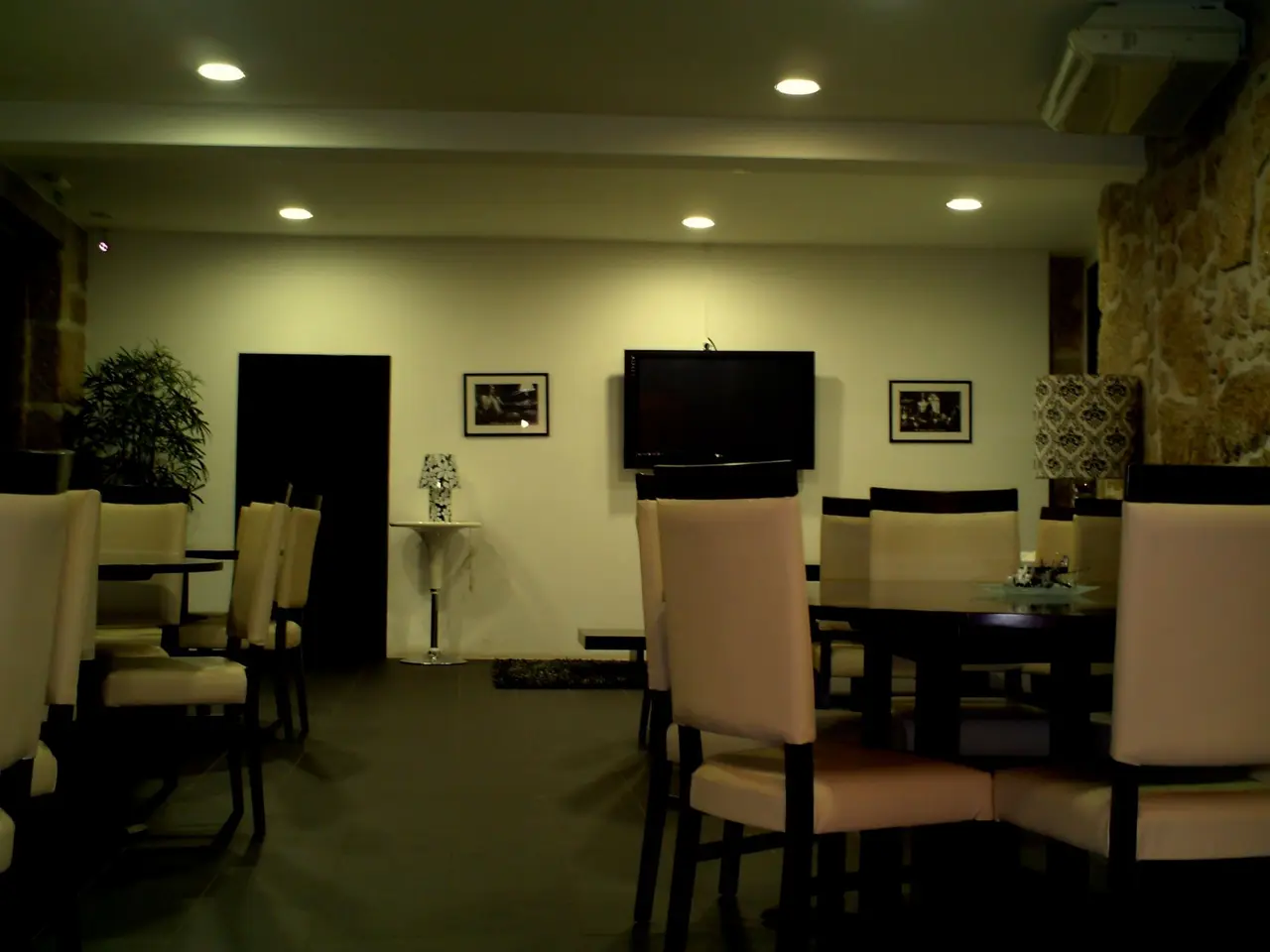 Interior e pratos do Palmeira em Viseu, Viseu (3)