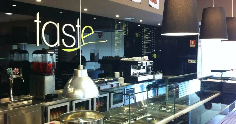 Interior e pratos do Taste em Porto, Porto (10)