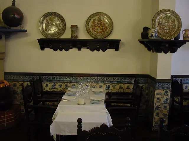 Interior e pratos do O Escondidinho em Porto, Porto (4)