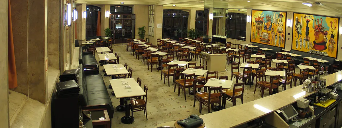 Interior e pratos do Guarany Café Restaurante em Porto, Porto (6)