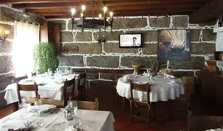 Interior e pratos do Café Rio em Guimarães, Vizela (2)