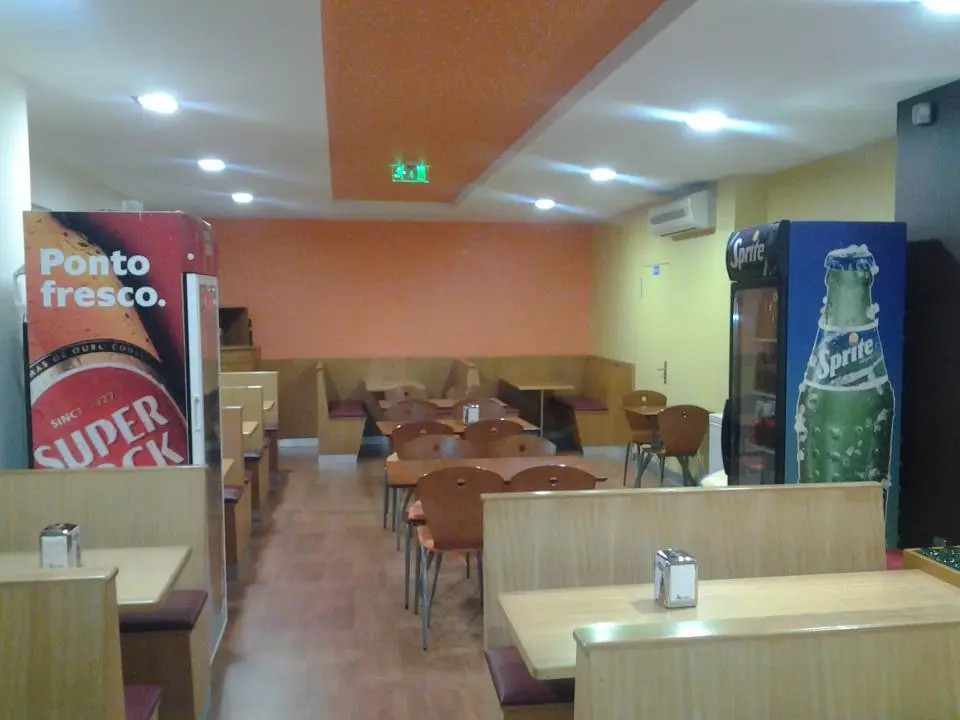 Interior e pratos do Imperial em Braga, Braga (10)