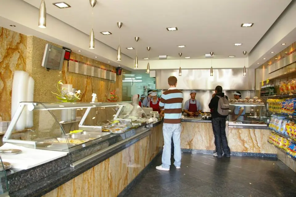 Interior e pratos do Churrasqueira Portuguesa D.Henrique em Matosinhos, Matosinhos (5)