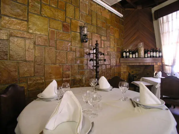Interior e pratos do O Gaveto em Matosinhos, Matosinhos (6)
