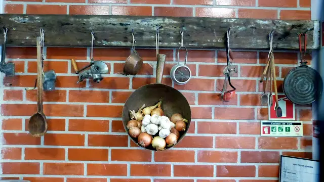 Interior e pratos do Pizzaria do Bairro em Lisboa, Lisboa (4)