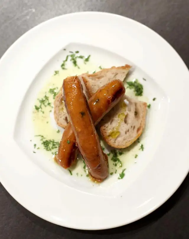 Interior e pratos do Taberna Tosca em Lisboa, Lisboa (9)