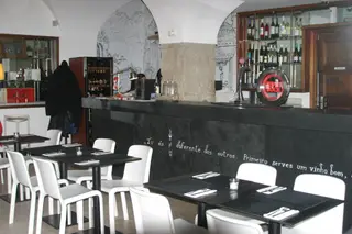 Interior e pratos do Taberna Tosca em Lisboa, Lisboa (2)