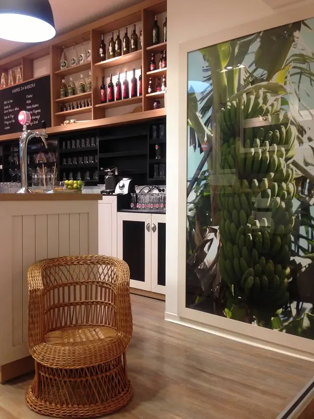 Interior e pratos do Sabores da Madeira em Lisboa, Lisboa (2)