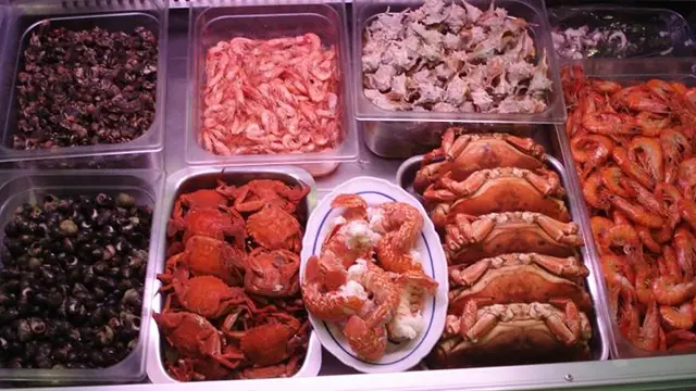Interior e pratos do Cervejaria-Marisqueira "A Gare" em Leiria, Leiria (4)