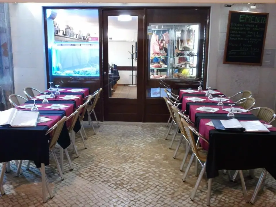 Interior e pratos do Prazeres do Mar em Lisboa, Lisboa (5)