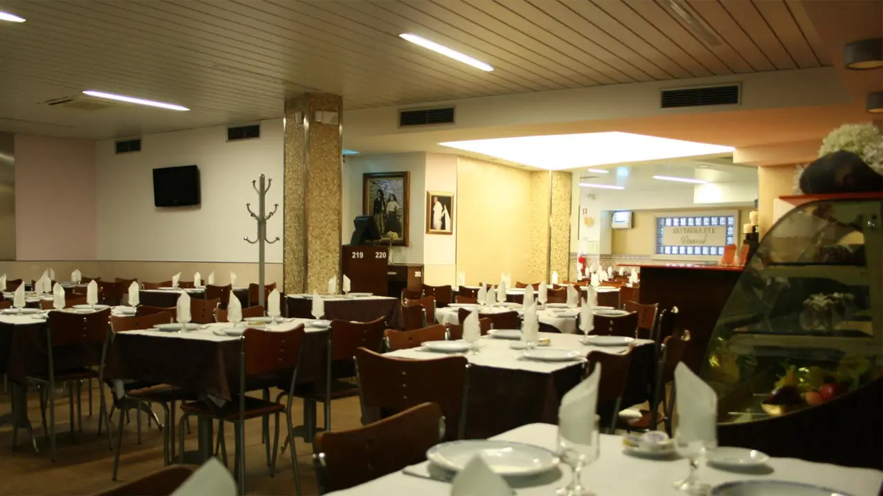 Interior e pratos do Daniel em Fátima, Ourém (2)